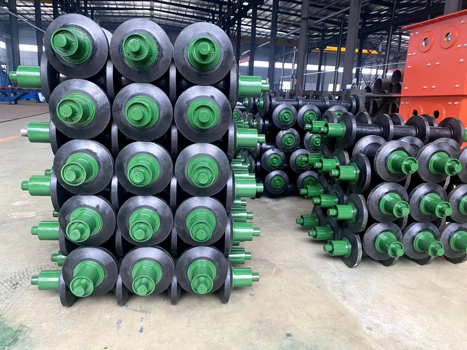 定制梳型托辊 Customized Idler With Rubber Disc